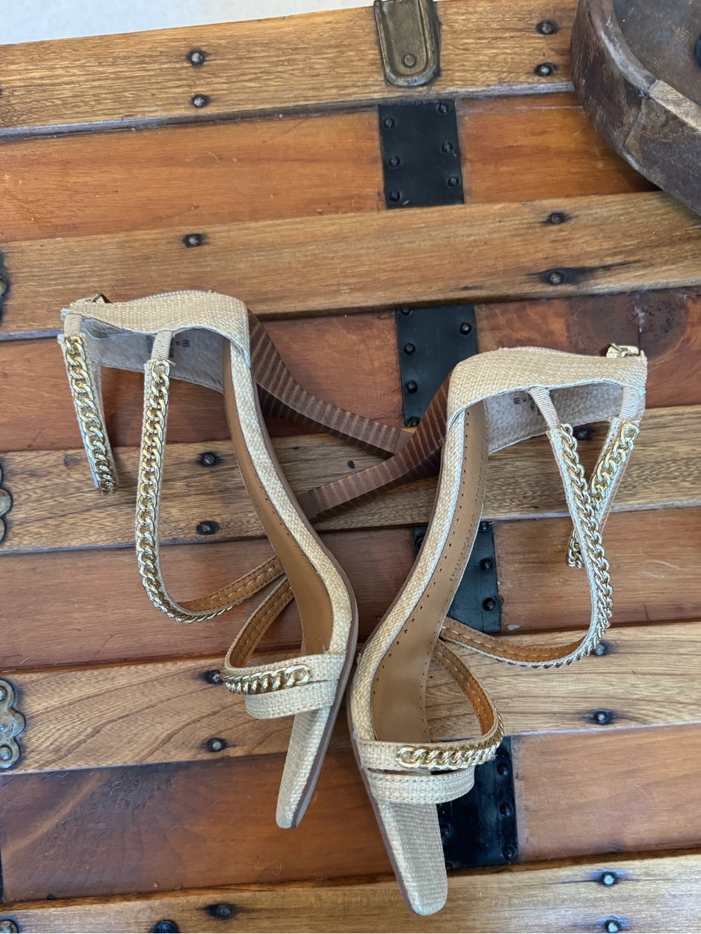 Adrienne Vittadini Geoff iStrappy Heels with Gold Chain Detail - Picture 10 of 12
